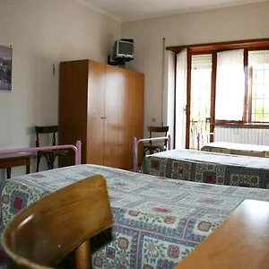  Hotel Anna